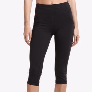 Lolë Black “Livy” High Waisted Capri Leggings